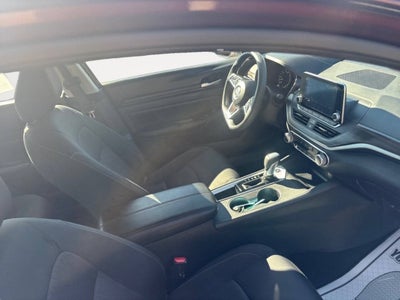 2025 Nissan Altima 2.5 SV 4dr Sedan