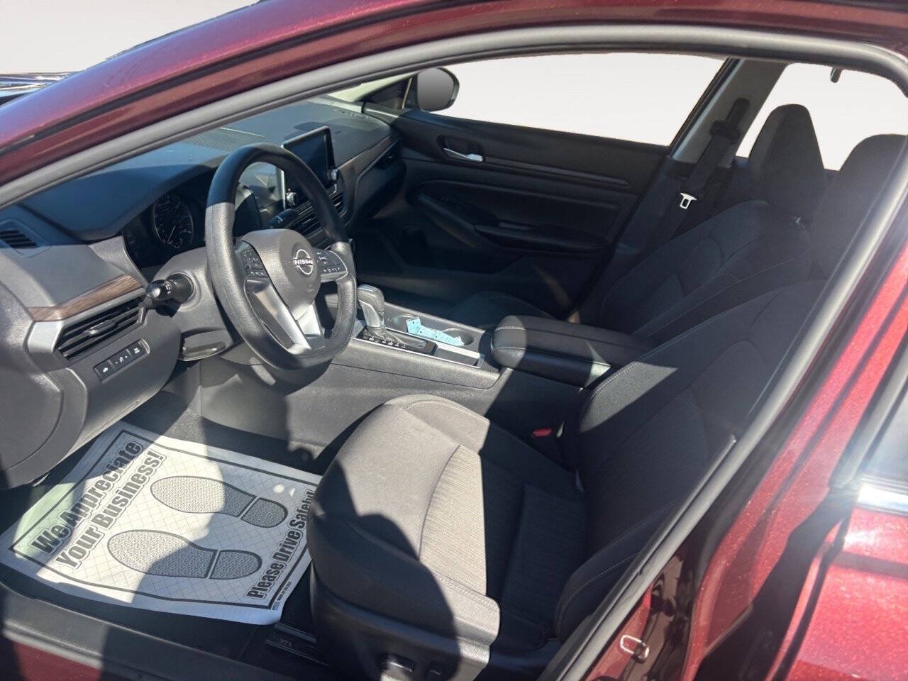 2025 Nissan Altima 2.5 SV 4dr Sedan