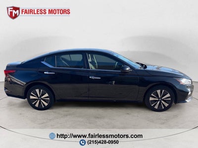 2021 Nissan Altima 2.5 SV AWD 4dr Sedan