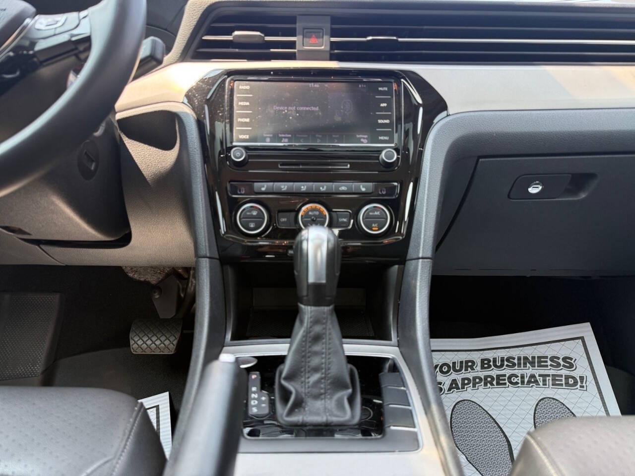 2022 Volkswagen Passat SE 4dr Sedan
