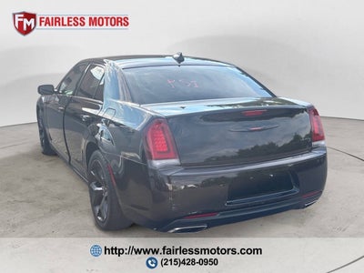 2021 Chrysler 300 S V6 4dr Sedan