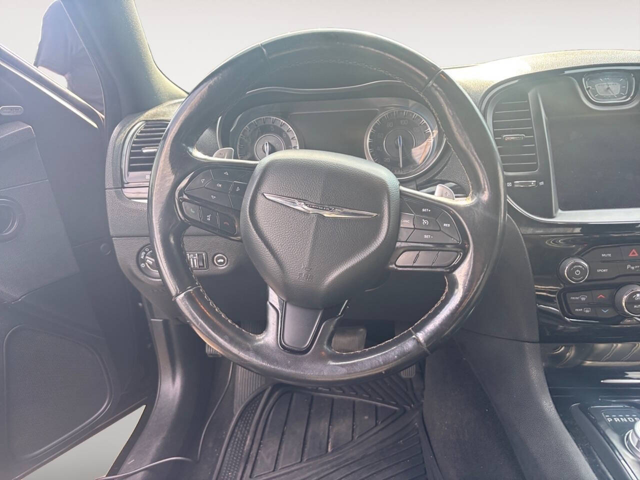 2021 Chrysler 300 S V6 4dr Sedan