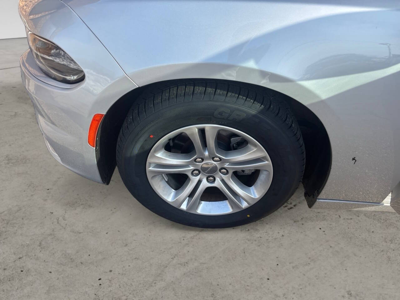 2021 Dodge Charger SXT 4dr Sedan