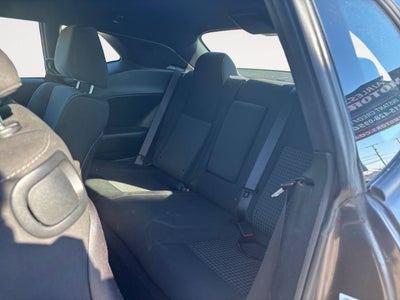 2019 Dodge Challenger SXT 2dr Coupe