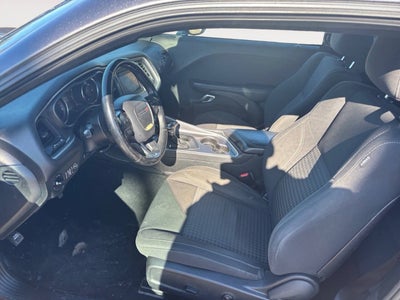 2019 Dodge Challenger SXT 2dr Coupe