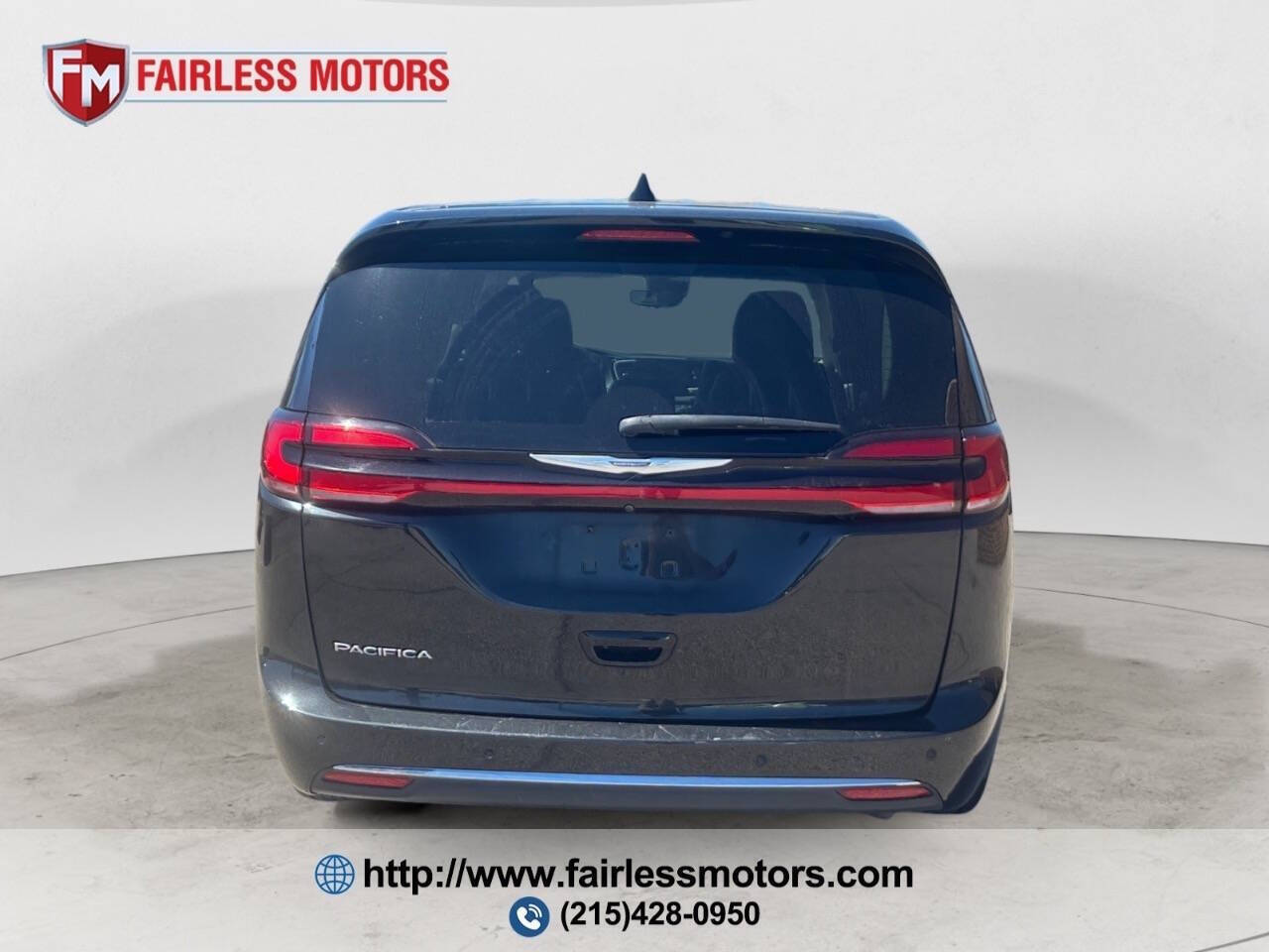 2023 Chrysler Pacifica Touring L 4dr Mini Van