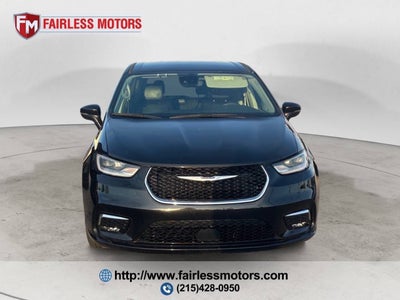 2023 Chrysler Pacifica Touring L 4dr Mini Van
