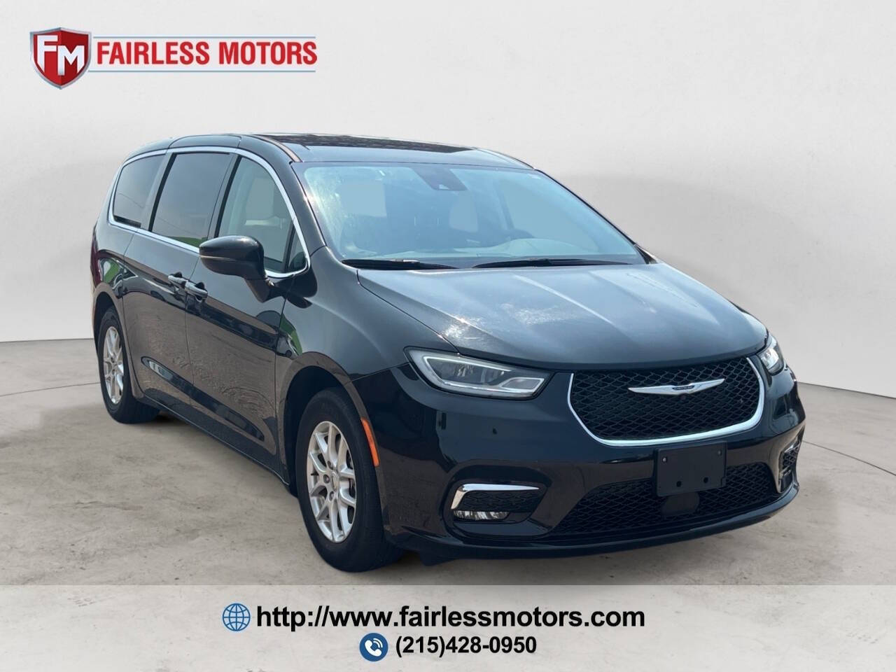 2023 Chrysler Pacifica Touring L 4dr Mini Van