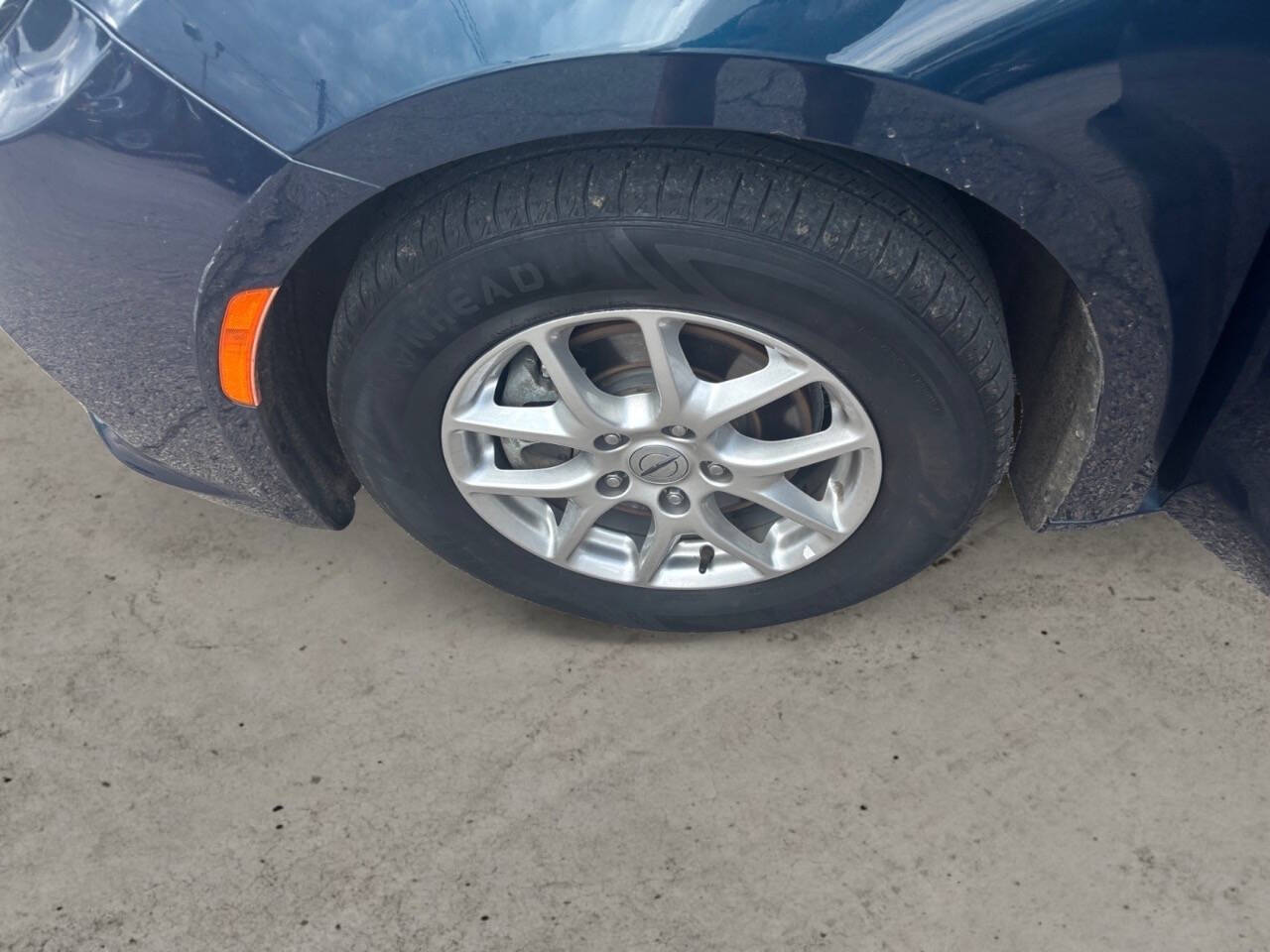 2023 Chrysler Pacifica Touring L 4dr Mini Van
