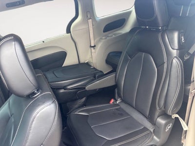 2023 Chrysler Pacifica Touring L 4dr Mini Van