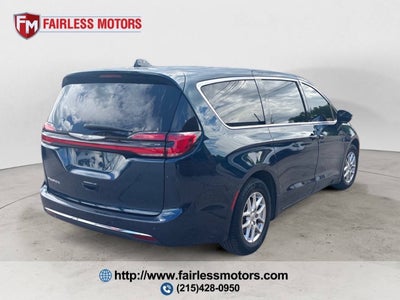 2023 Chrysler Pacifica Touring L 4dr Mini Van