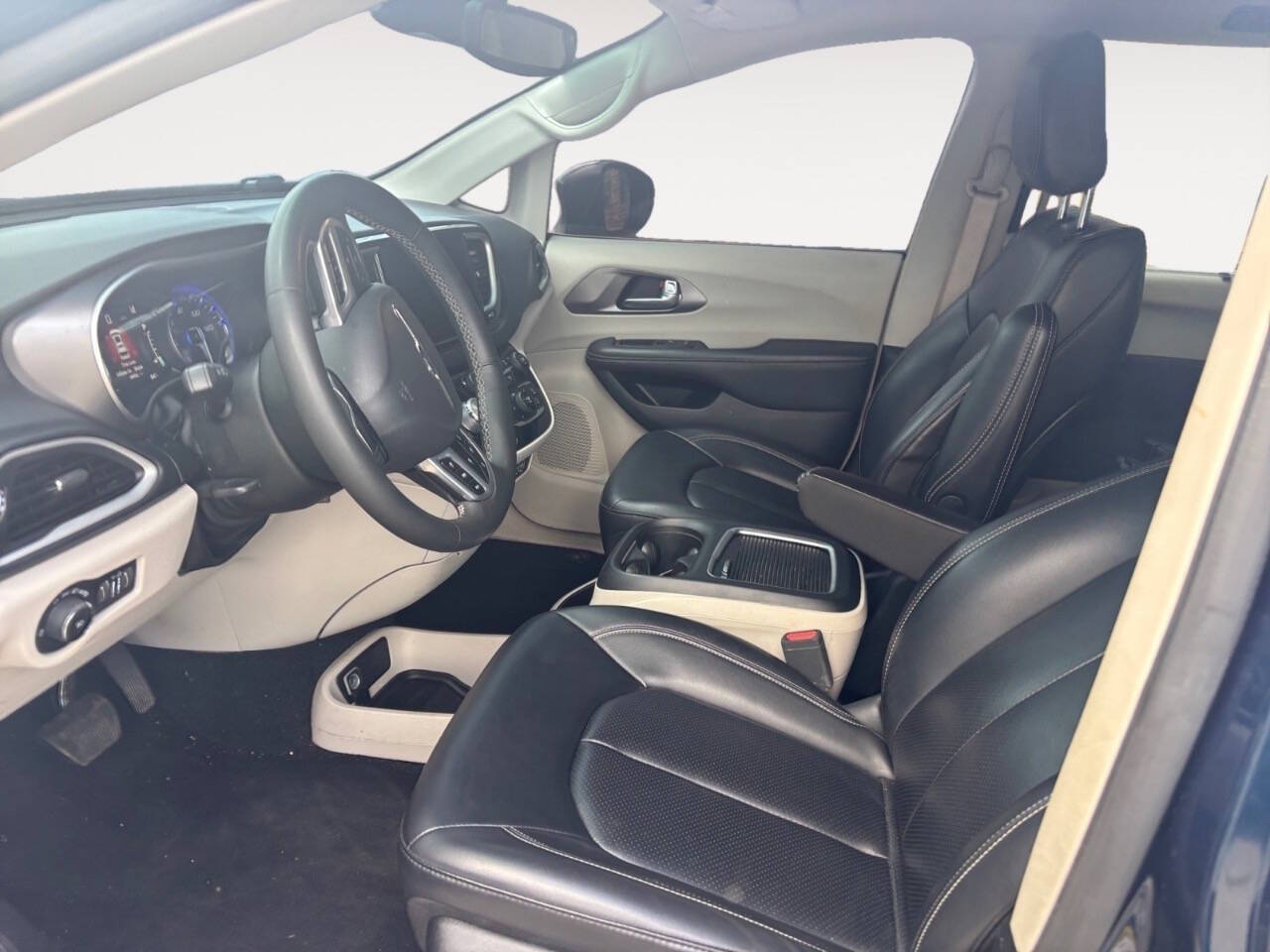 2023 Chrysler Pacifica Touring L 4dr Mini Van