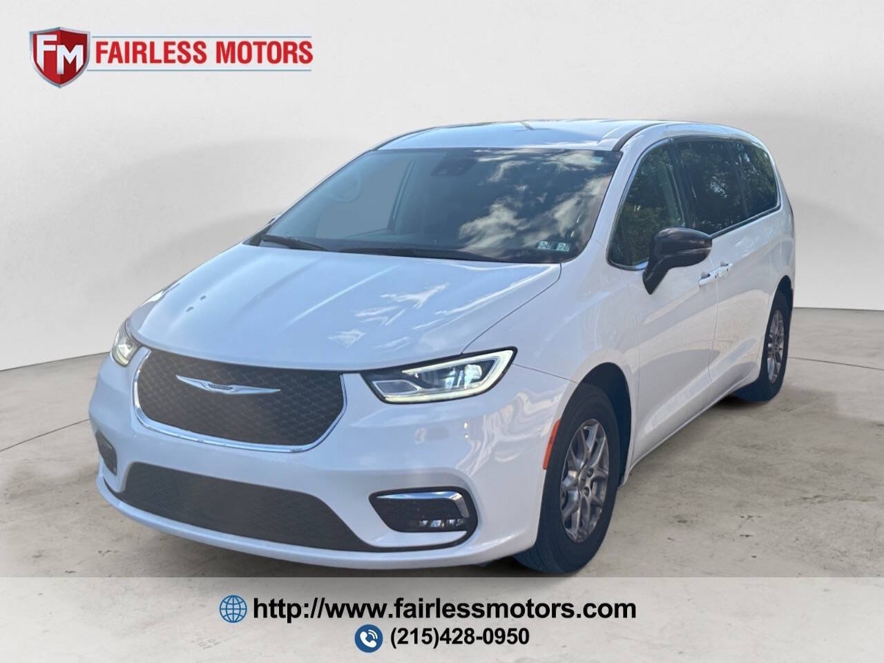 2024 Chrysler Pacifica Touring L 4dr Mini Van