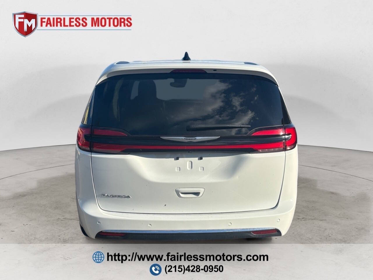 2024 Chrysler Pacifica Touring L 4dr Mini Van