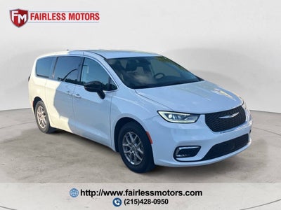 2024 Chrysler Pacifica Touring L 4dr Mini Van