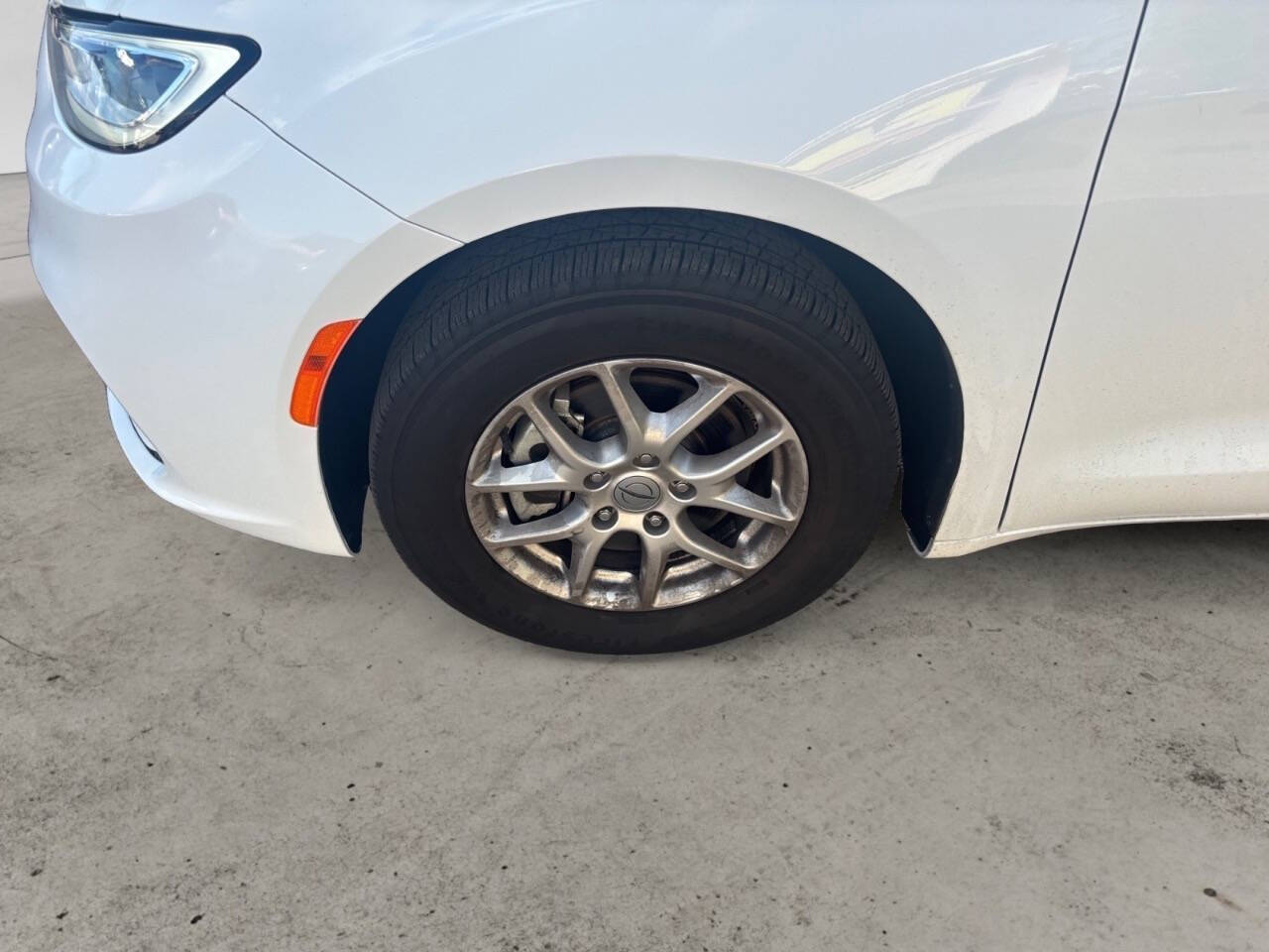 2024 Chrysler Pacifica Touring L 4dr Mini Van