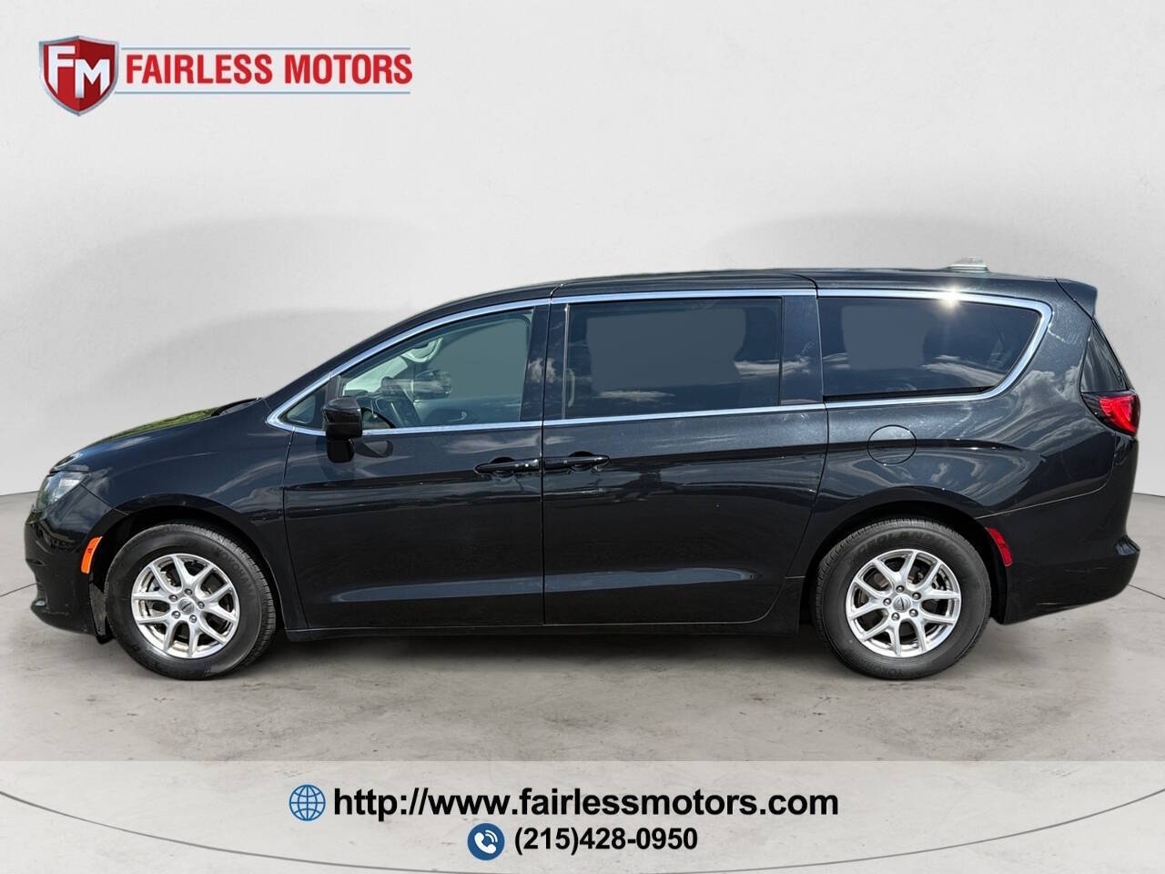 2022 Chrysler Voyager LX 4dr Mini Van