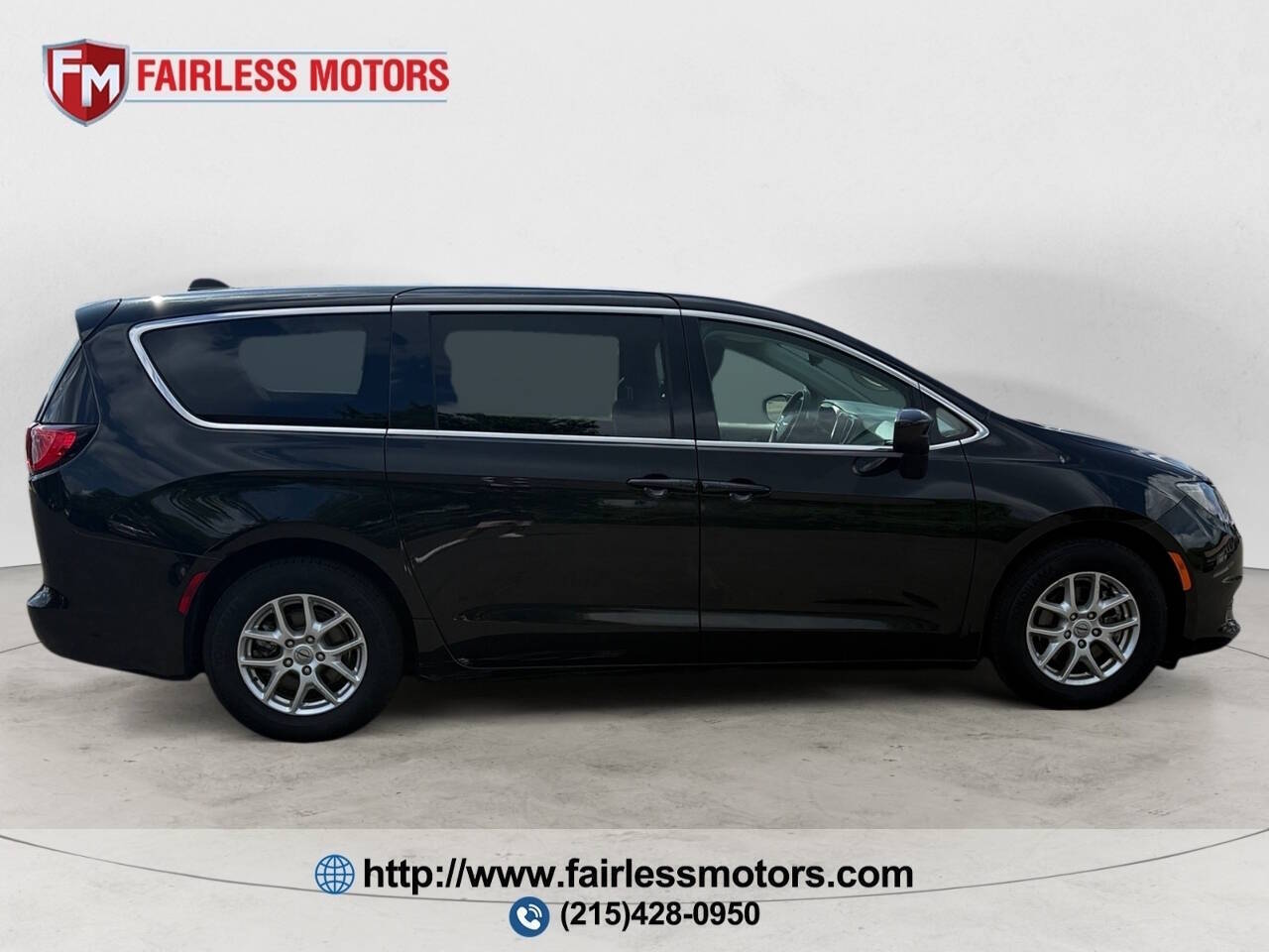 2022 Chrysler Voyager LX 4dr Mini Van