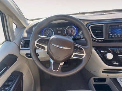 2021 Chrysler Voyager LX 4dr Mini Van