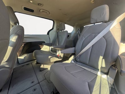 2021 Chrysler Voyager LX 4dr Mini Van