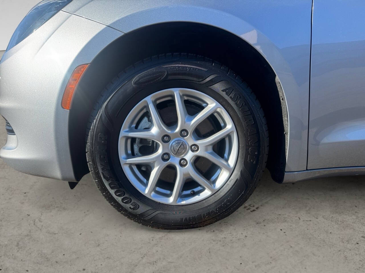 2021 Chrysler Voyager LX 4dr Mini Van