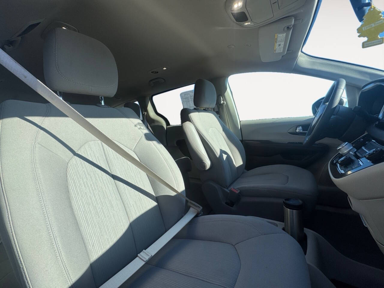 2021 Chrysler Voyager LX 4dr Mini Van