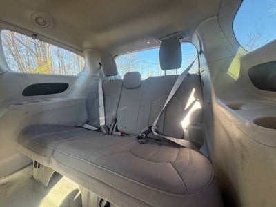 2021 Chrysler Voyager LX 4dr Mini Van