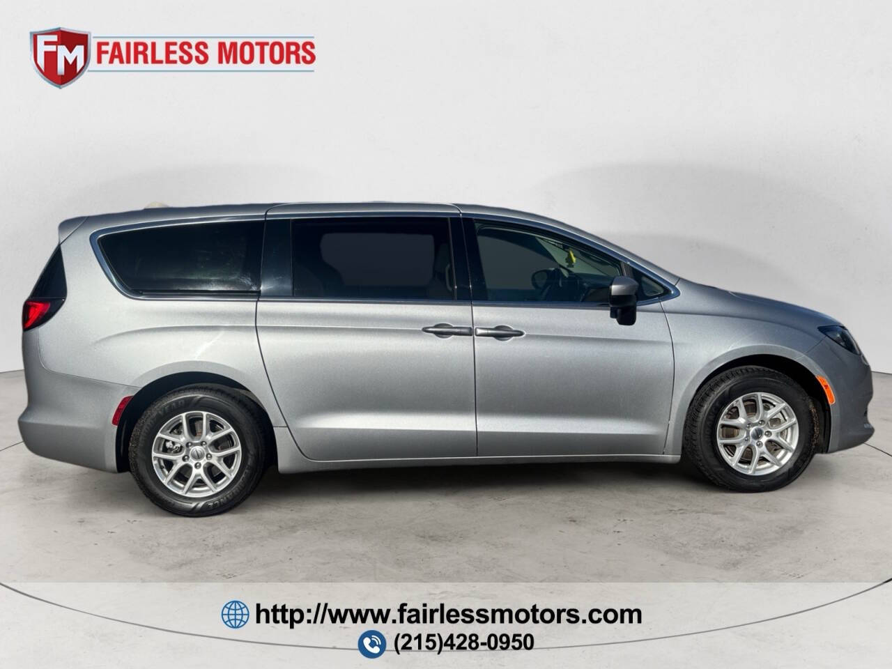 2021 Chrysler Voyager LX 4dr Mini Van
