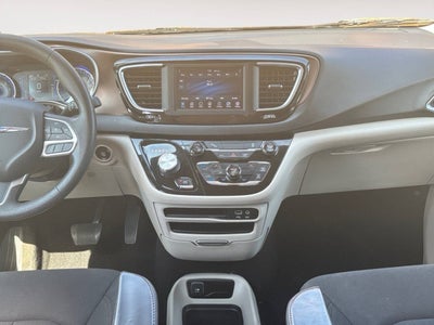 2021 Chrysler Voyager LX 4dr Mini Van