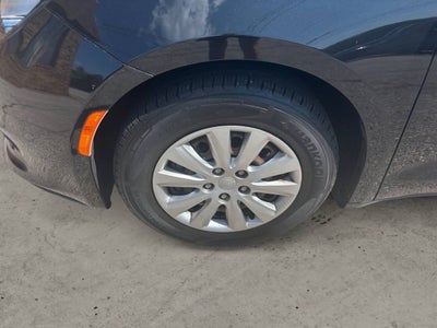 2021 Chrysler Voyager LX 4dr Mini Van