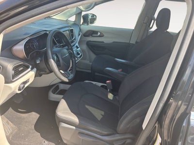 2021 Chrysler Voyager LX 4dr Mini Van