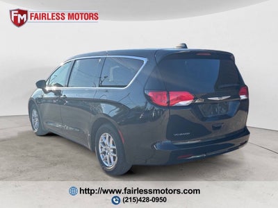 2024 Chrysler Voyager LX 4dr Mini Van