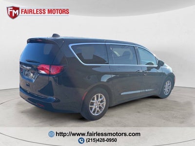2024 Chrysler Voyager LX 4dr Mini Van