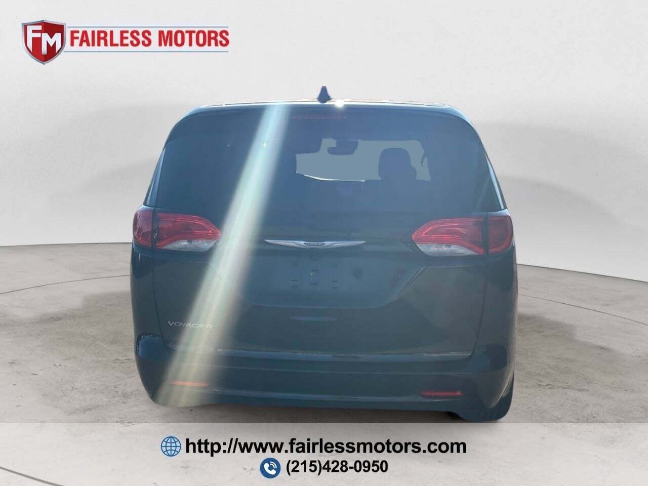 2024 Chrysler Voyager LX 4dr Mini Van