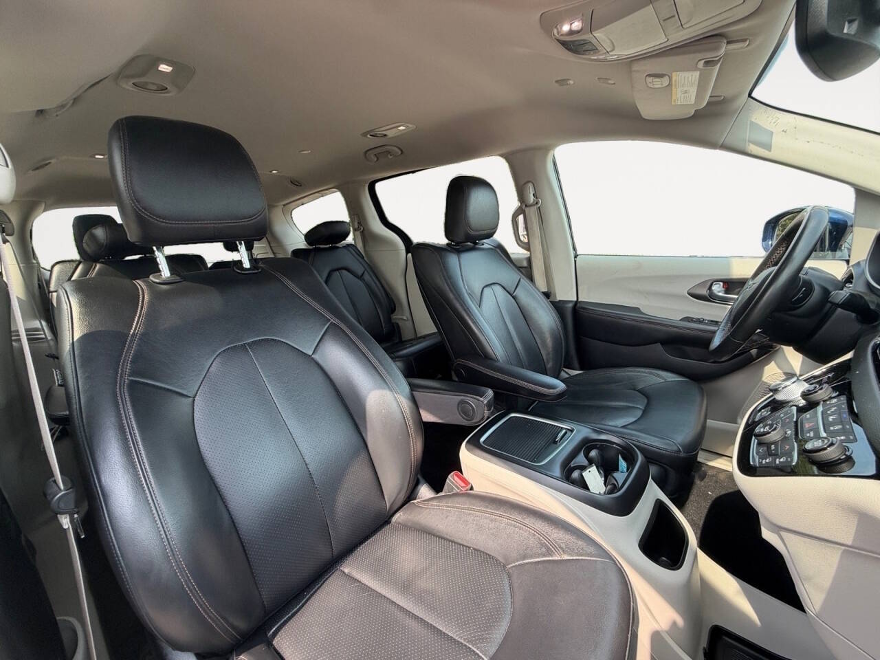 2020 Chrysler Pacifica Touring L Plus 4dr Mini Van