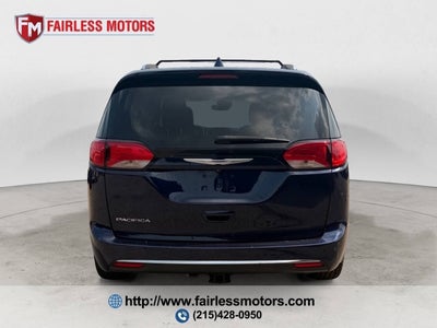 2020 Chrysler Pacifica Touring L Plus 4dr Mini Van
