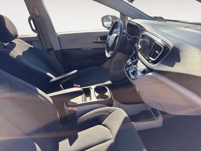 2018 Chrysler Pacifica Touring Plus 4dr Mini Van