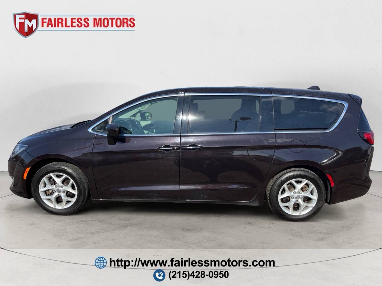 2018 Chrysler Pacifica Touring Plus 4dr Mini Van