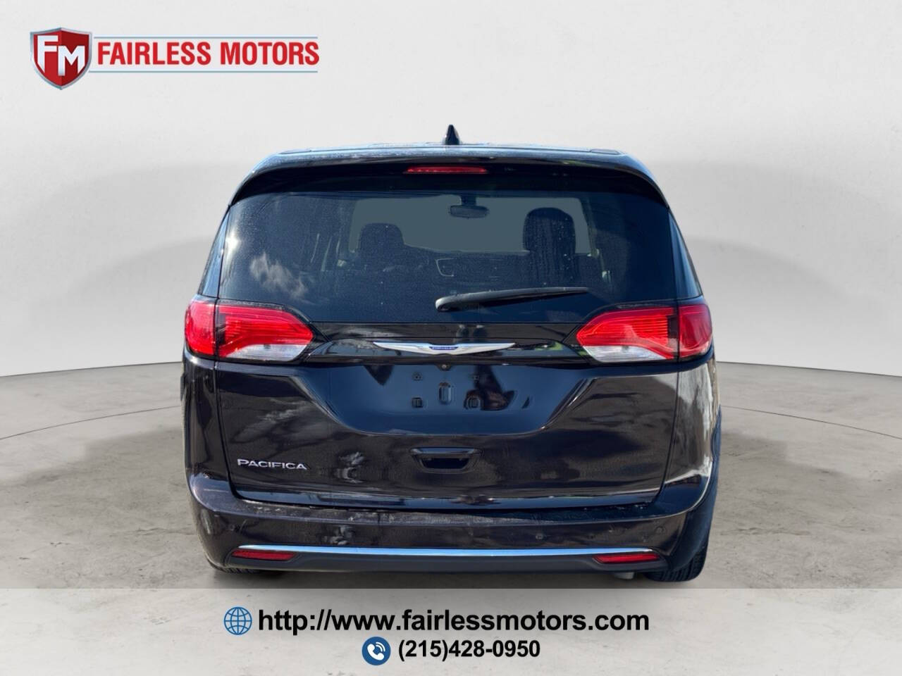 2018 Chrysler Pacifica Touring Plus 4dr Mini Van