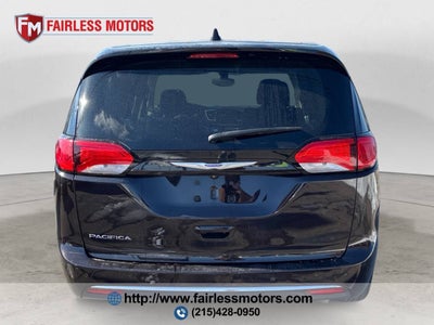 2018 Chrysler Pacifica Touring Plus 4dr Mini Van