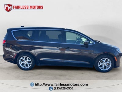 2018 Chrysler Pacifica Touring Plus 4dr Mini Van