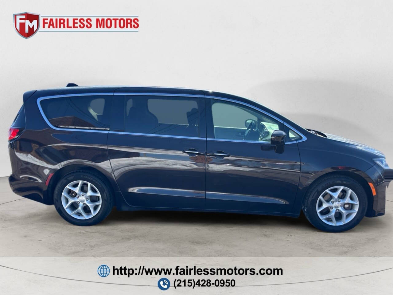 2018 Chrysler Pacifica Touring Plus 4dr Mini Van