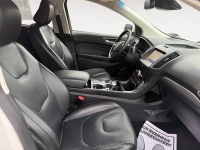 2020 Ford Edge Titanium AWD 4dr Crossover
