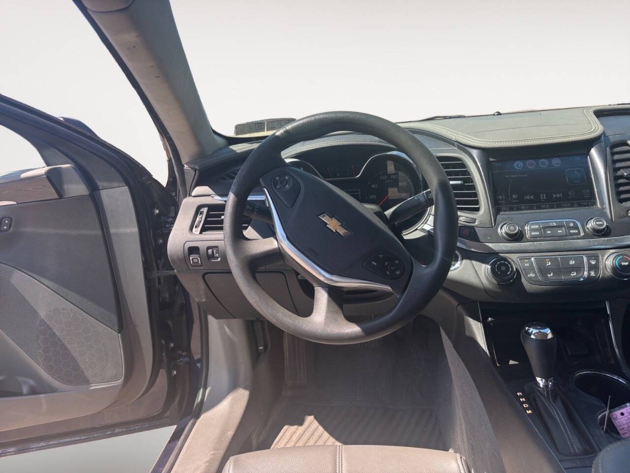 2018 Chevrolet Impala LS 4dr Sedan