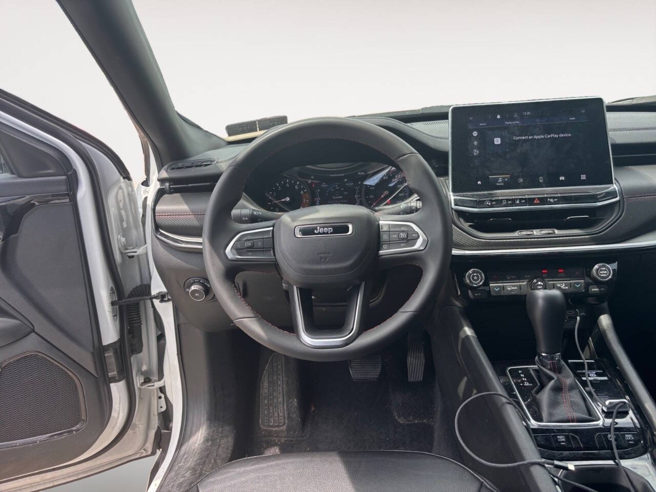 2025 Jeep Compass Trailhawk 4x4 4dr SUV