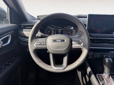 2025 Jeep Compass Trailhawk 4x4 4dr SUV