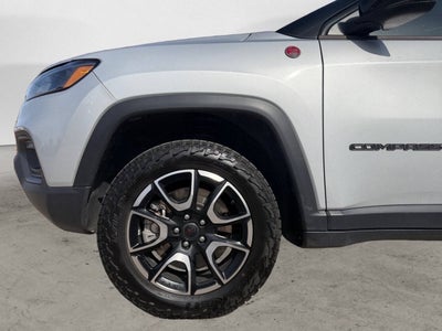2025 Jeep Compass Trailhawk 4x4 4dr SUV