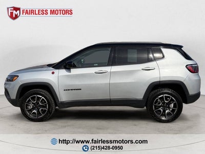 2025 Jeep Compass Trailhawk 4x4 4dr SUV
