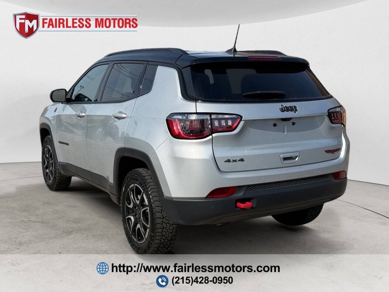 2025 Jeep Compass Trailhawk 4x4 4dr SUV