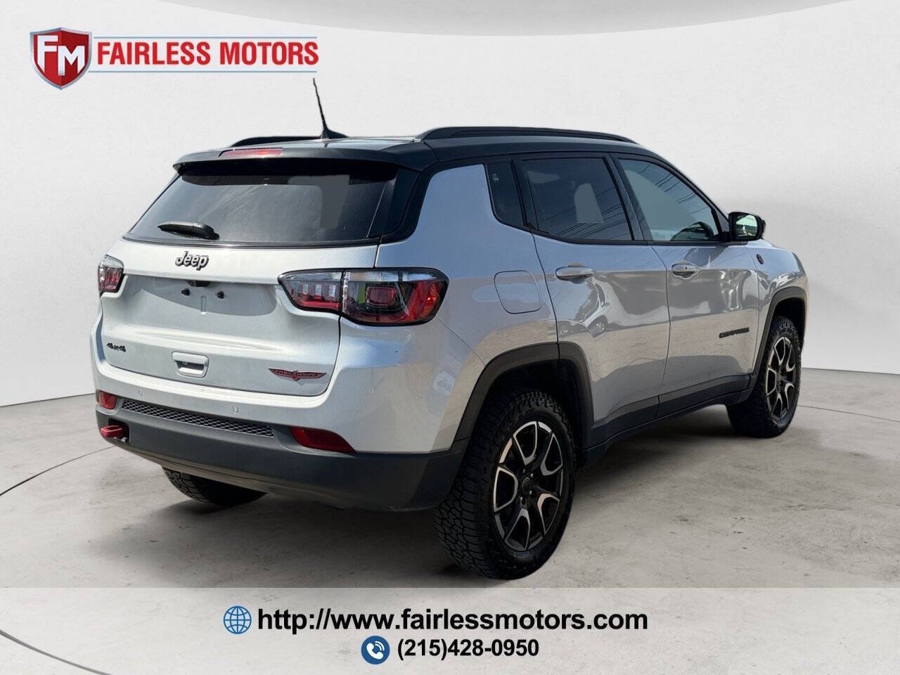 2025 Jeep Compass Trailhawk 4x4 4dr SUV